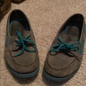 Sperry Topsider boat shoes
